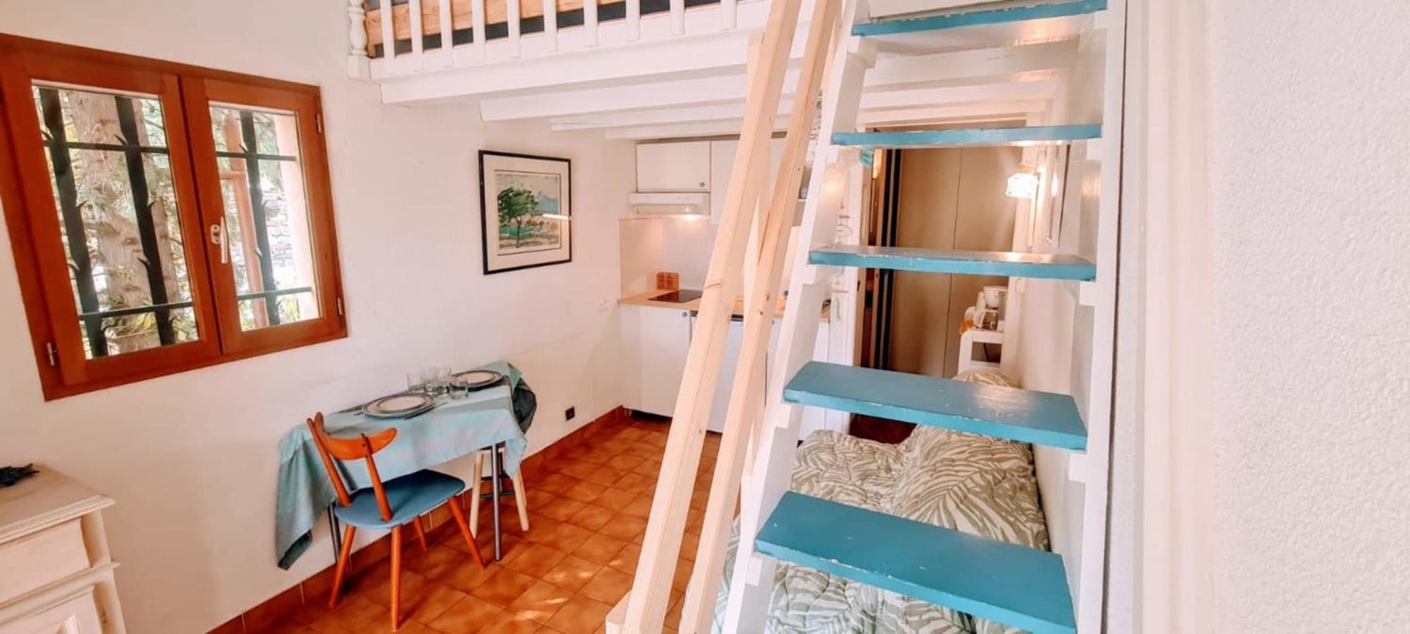 Appartement Cosy Studio Just A Stone'S Throw From The Beach à Sainte-Maxime Extérieur photo